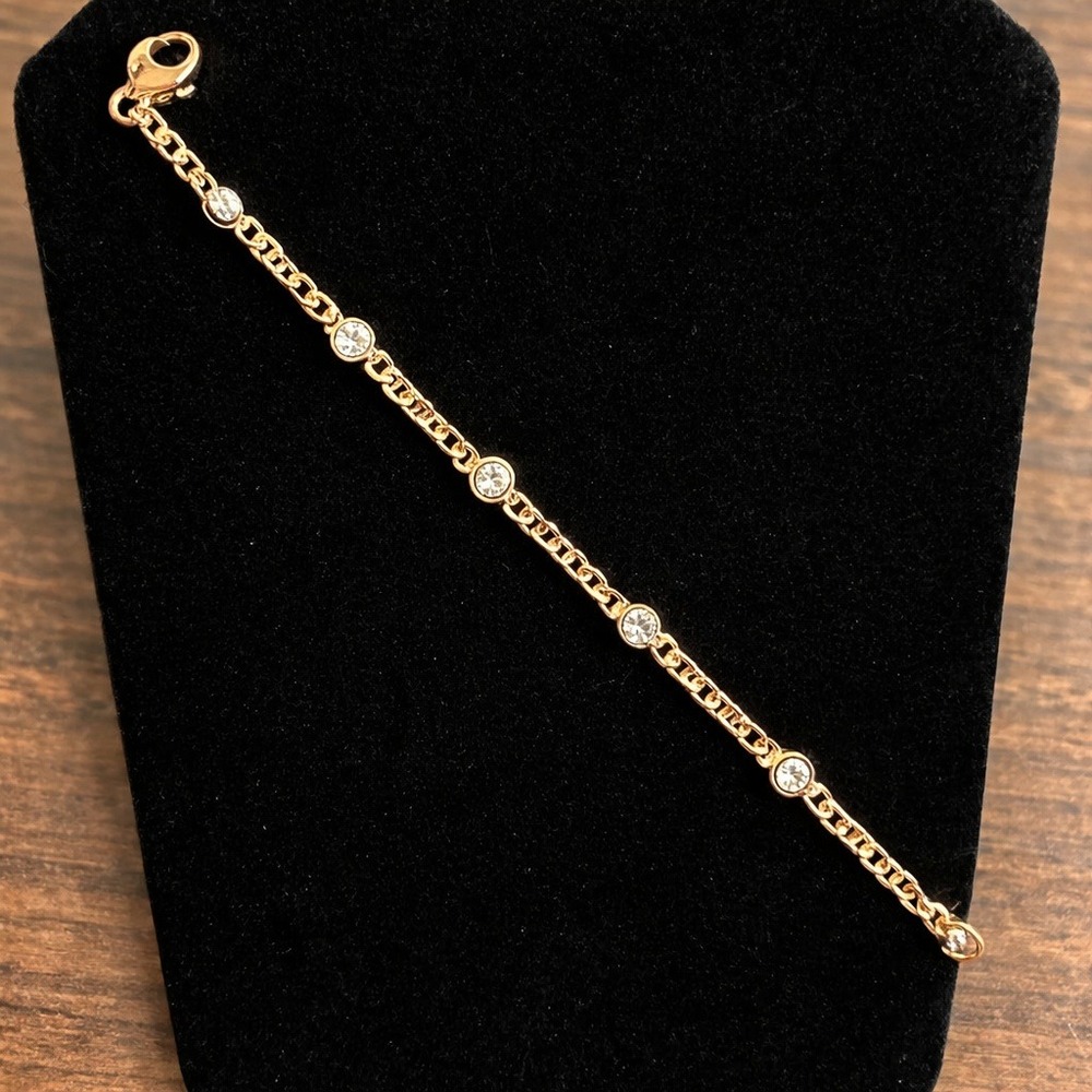 MC Gold Tone‎ Diamond Cut Link Bracelet with Crystal Accents Adjustable 8.5 Inch